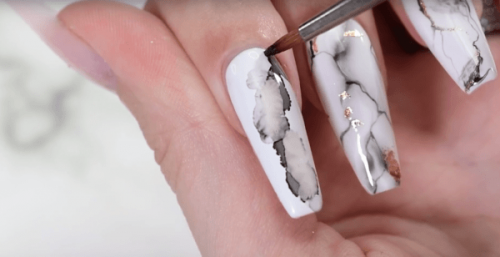 Drawing marble on nails