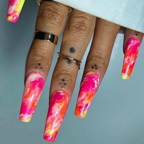  Hot Pink Marble Nails